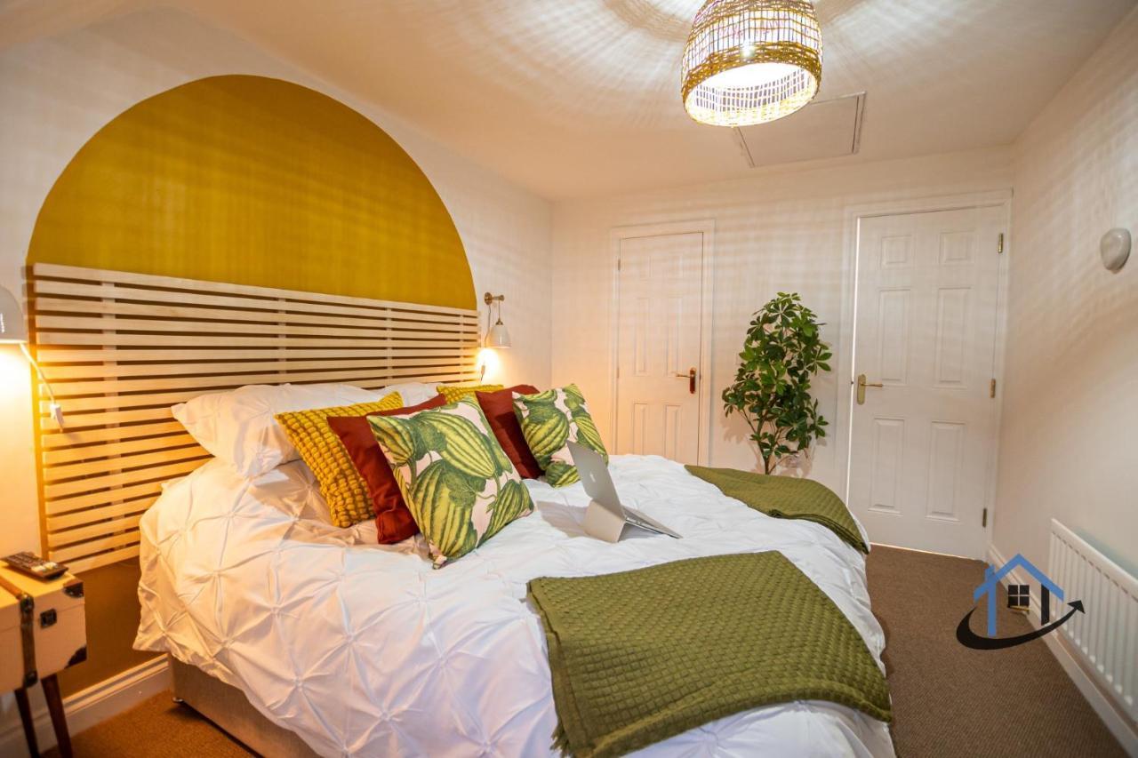 Ironside House, Thrapston King Or Twin Beds, Free Parking, Workspace, Corporates, Sleeps 8 Extérieur photo